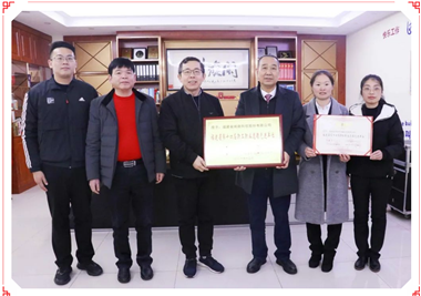 閩旋科技再添佳績，泉州市總工會黨組書記、常務(wù)副主席韓衛(wèi)華一行蒞臨指導(dǎo)工作